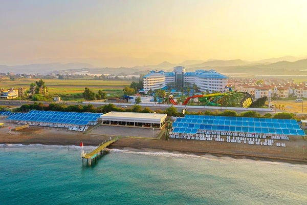 Flughafen Antalya (AYT) - Kızılot, Manavgat